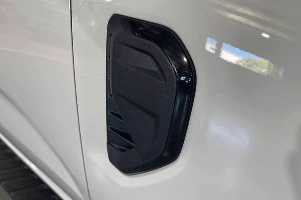 2024 Ford Everest Ambiente