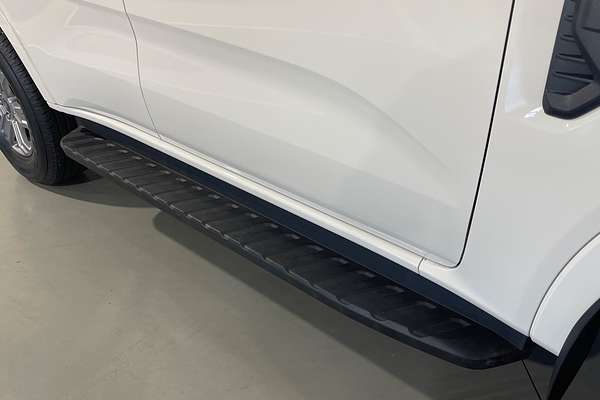2024 Ford Everest Ambiente