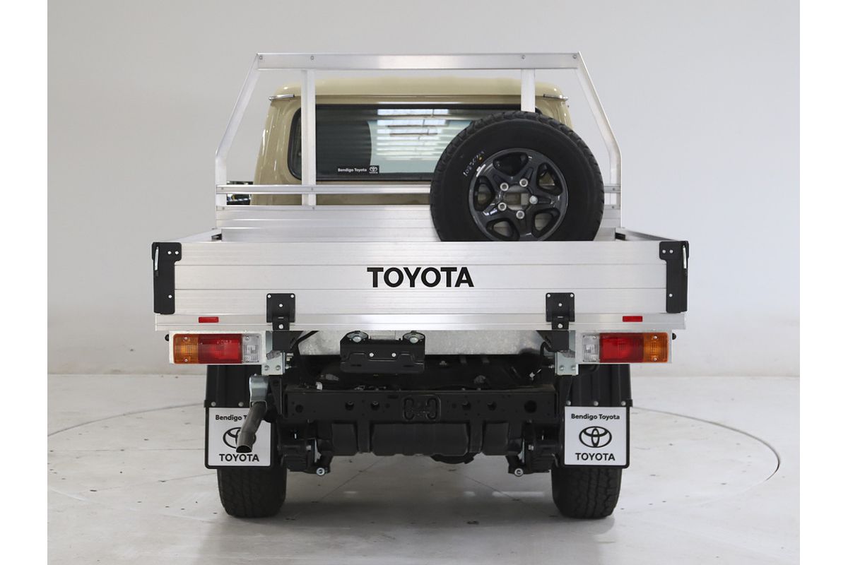 LC Military GXL 4.5L T Diesel Manual Dual Cab Chassis 
