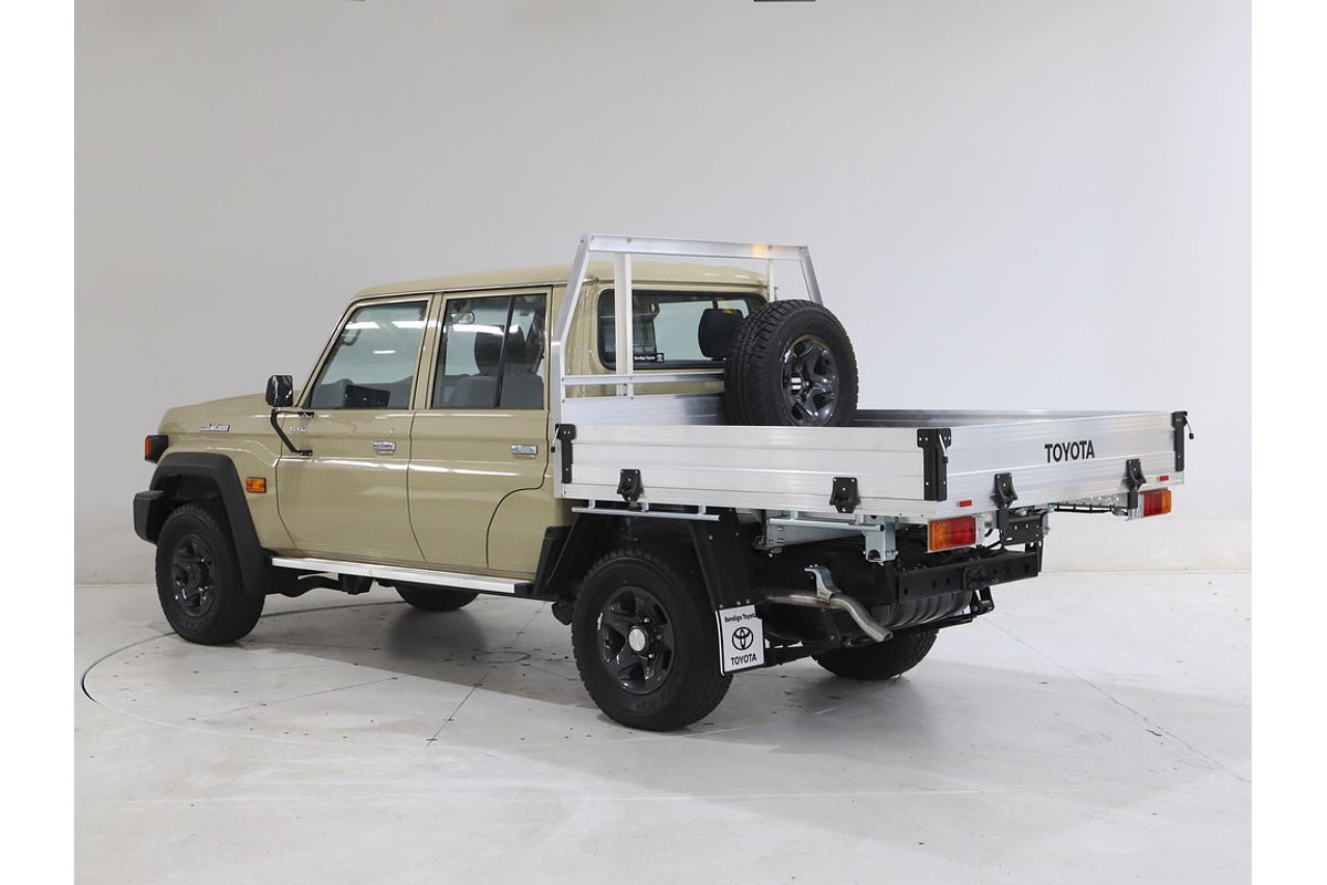 LC Military GXL 4.5L T Diesel Manual Dual Cab Chassis 