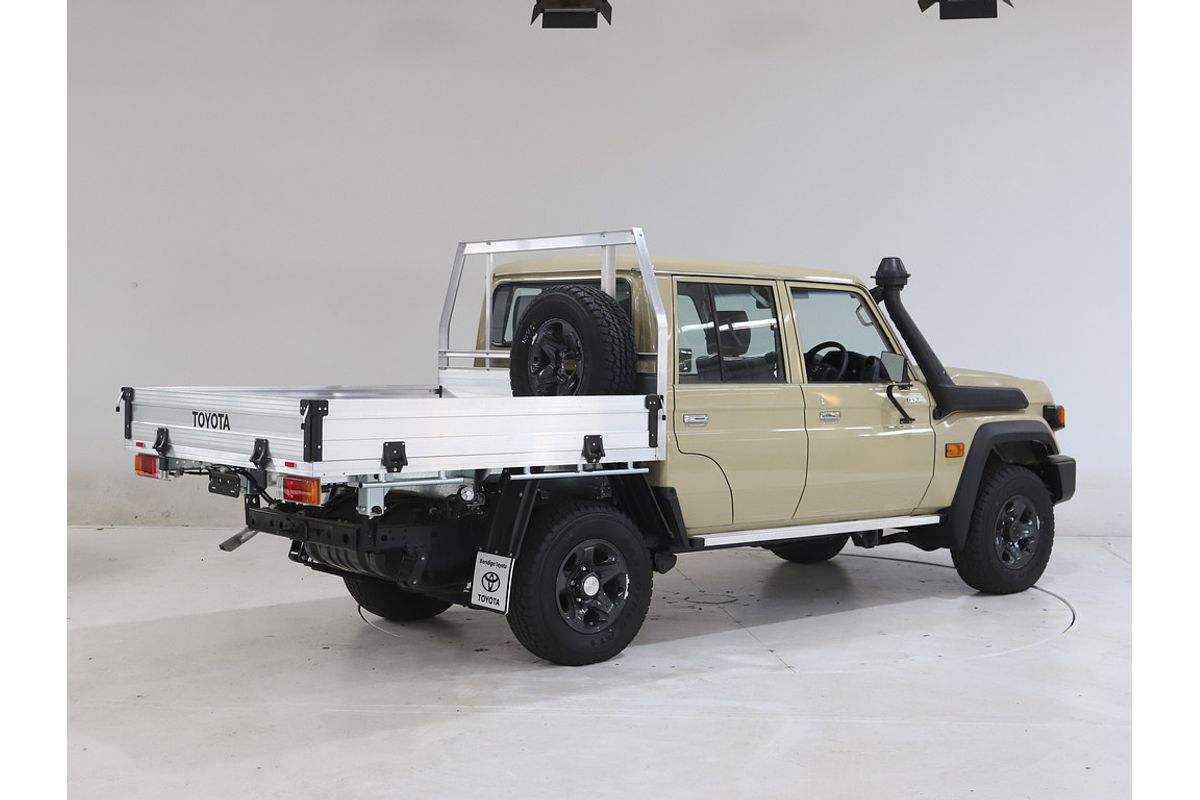 LC Military GXL 4.5L T Diesel Manual Dual Cab Chassis 