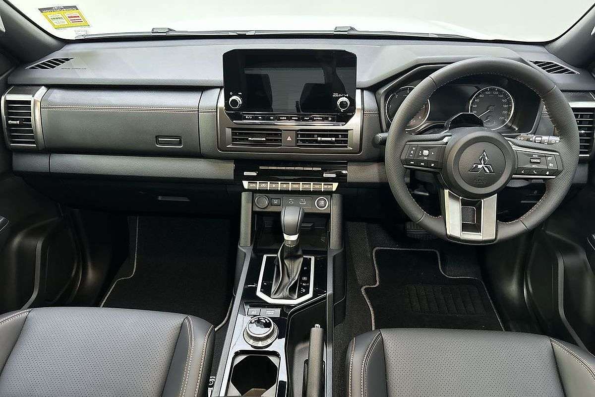 2024 Mitsubishi Triton GSR MV 4X4