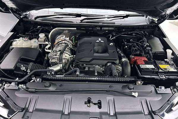 2024 Mitsubishi Triton GSR MV 4X4