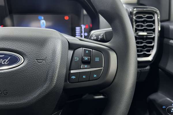 2024 Ford Everest Ambiente