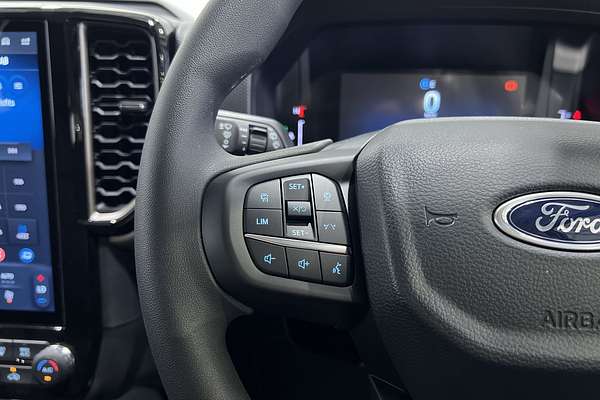 2024 Ford Everest Ambiente