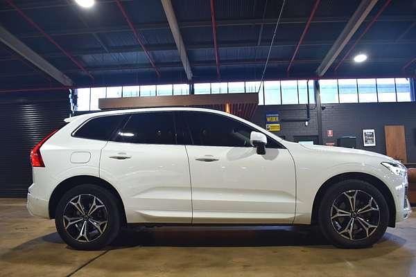 2021 Volvo XC60 B5 Momentum