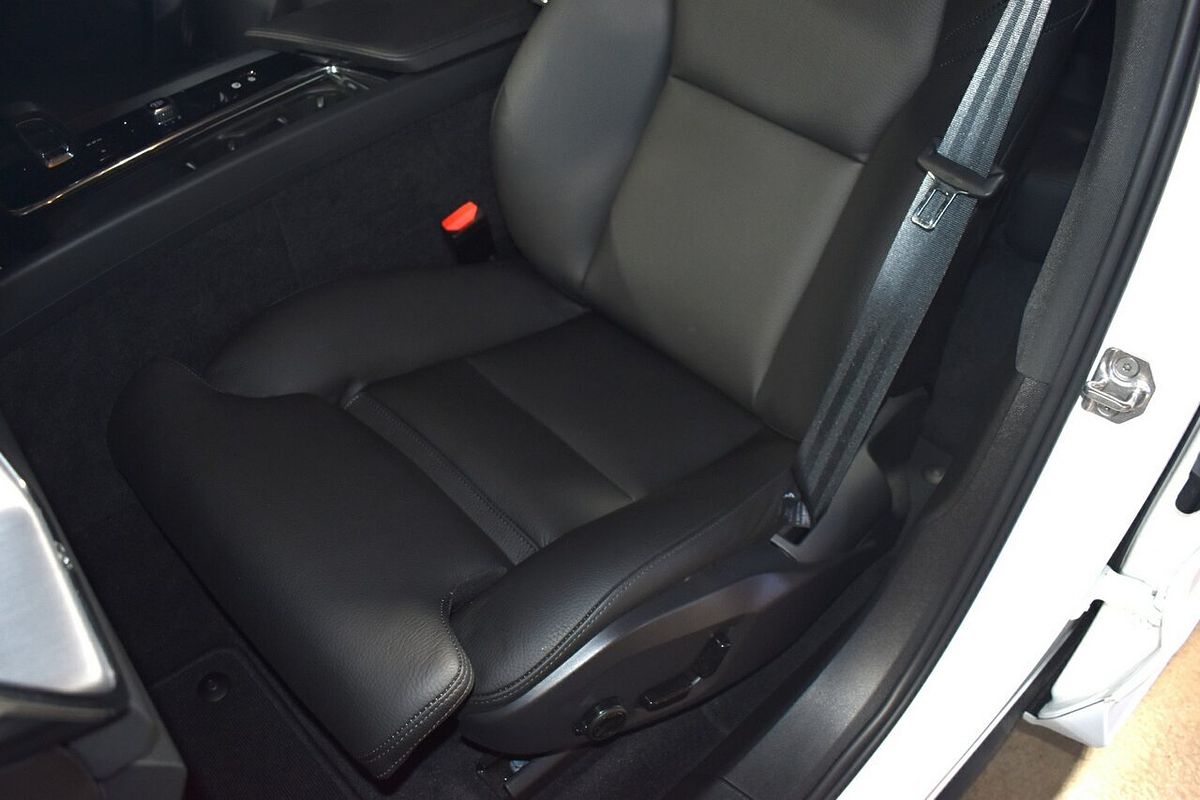 2021 Volvo XC60 B5 Momentum