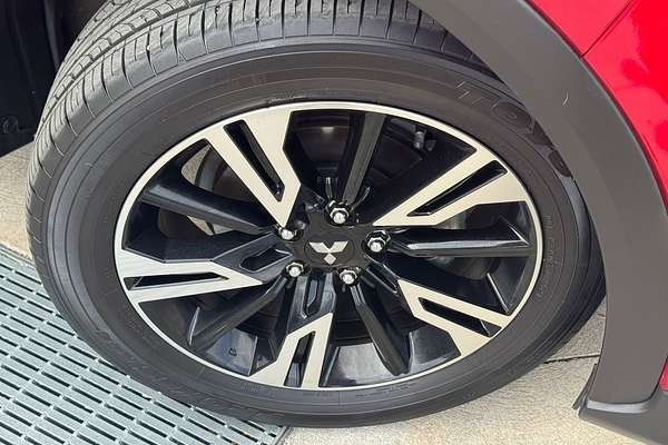 2021 Mitsubishi Eclipse Cross LS YB