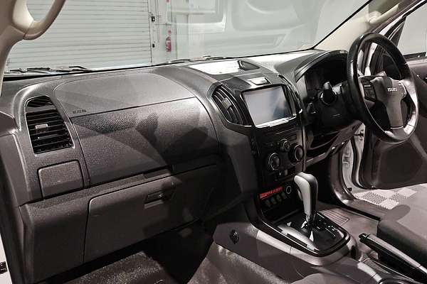 2018 Isuzu D-MAX SX High Ride Rear Wheel Drive