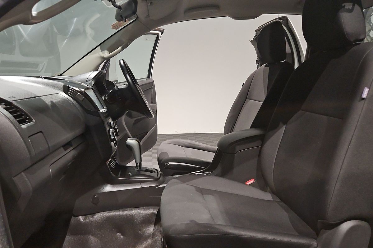 2018 Isuzu D-MAX SX High Ride Rear Wheel Drive