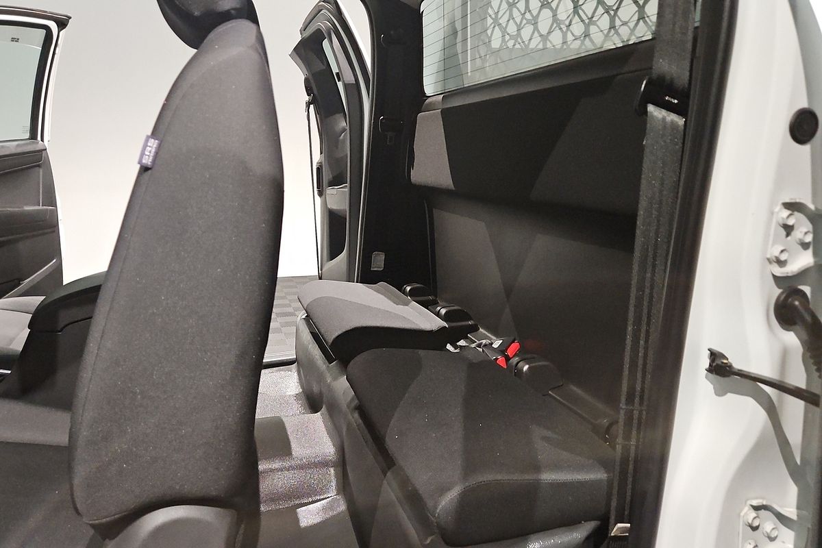 2018 Isuzu D-MAX SX High Ride Rear Wheel Drive