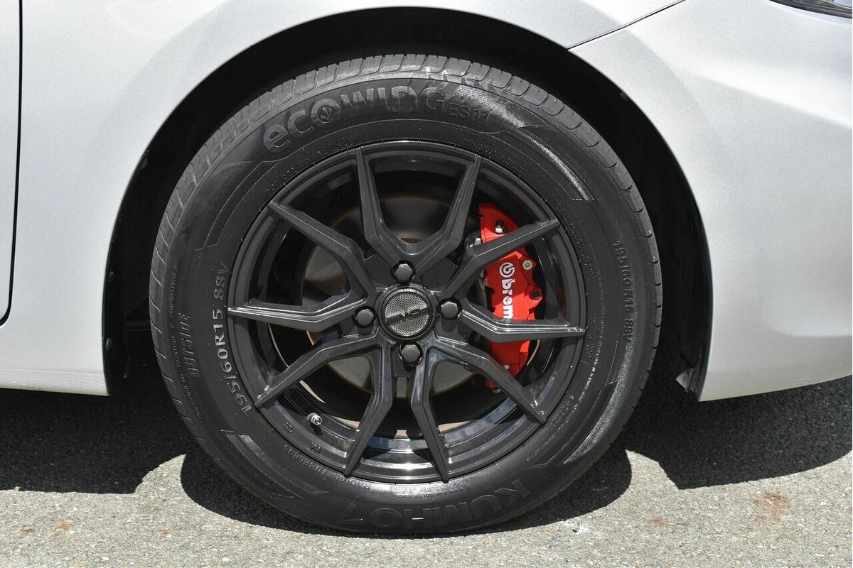 2016 Hyundai Accent Active RB4