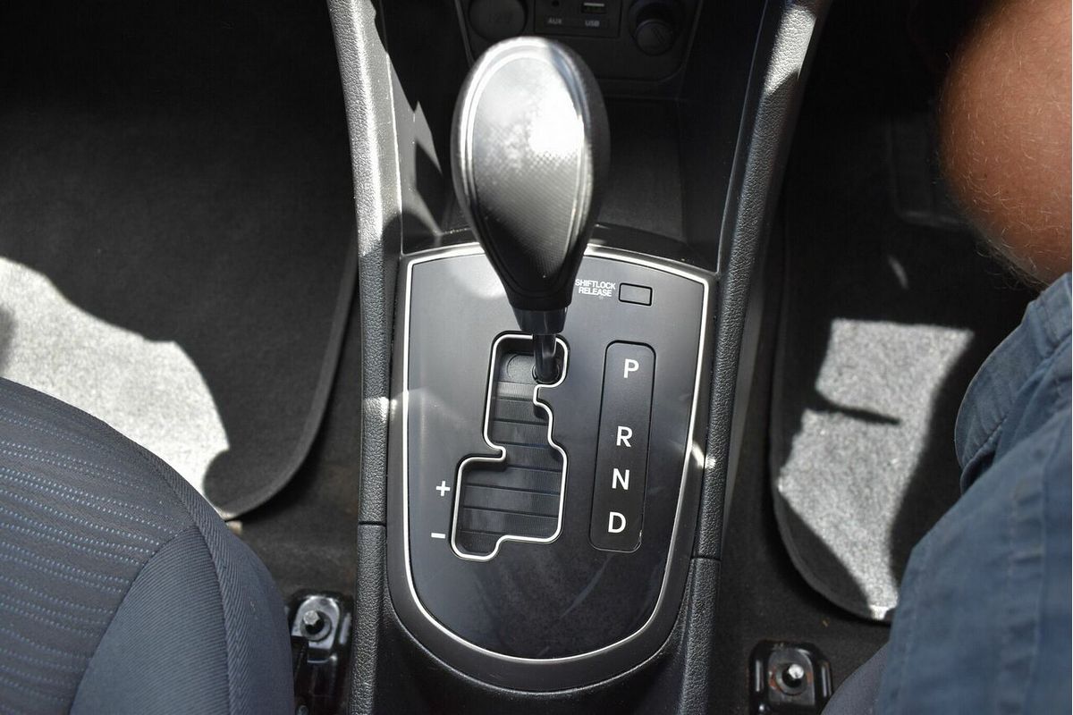 2016 Hyundai Accent Active RB4
