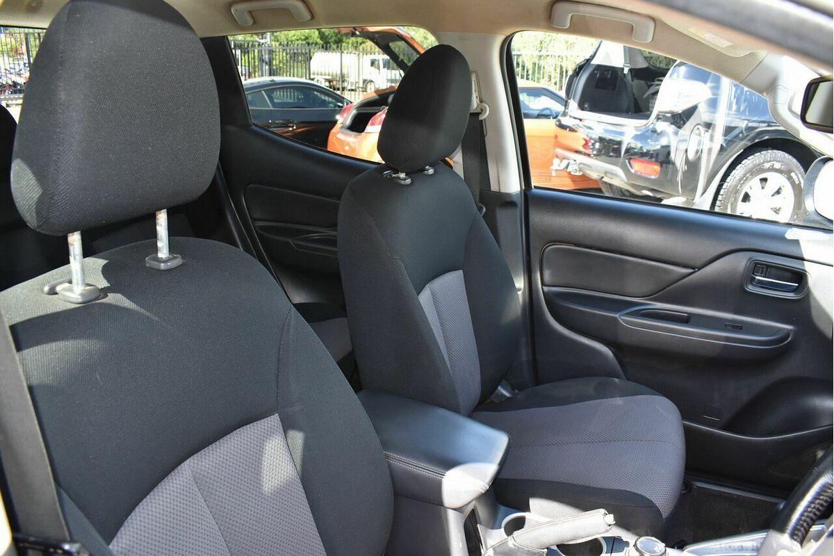2021 Mitsubishi Triton GLX-R MR 4X4