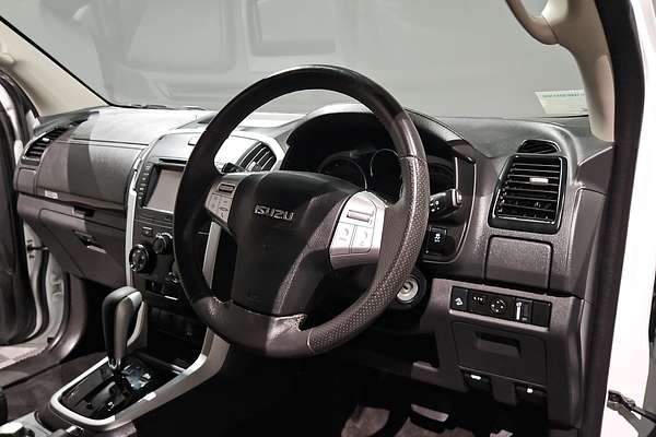 2021 Isuzu MU-X LS-M