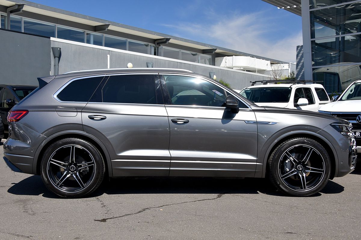 2020 Volkswagen Touareg 210TDI R-Line CR