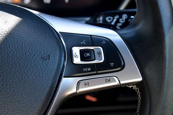2020 Volkswagen Touareg 210TDI R-Line CR