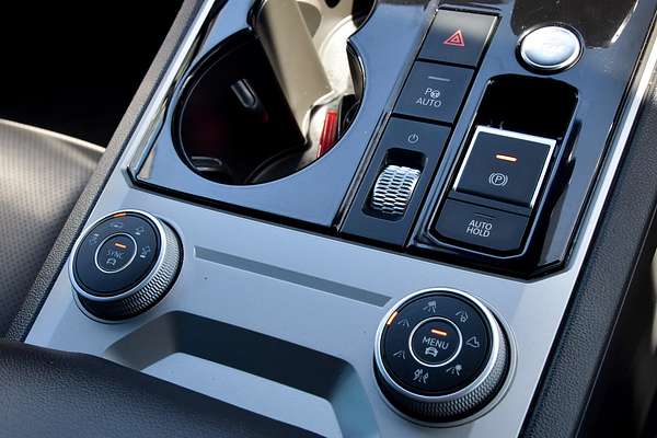 2020 Volkswagen Touareg 210TDI R-Line CR