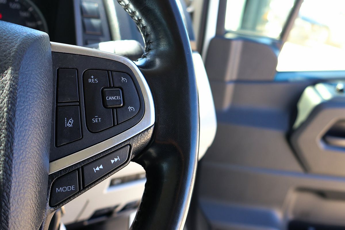 2021 Toyota Hiace GDH300R LWB