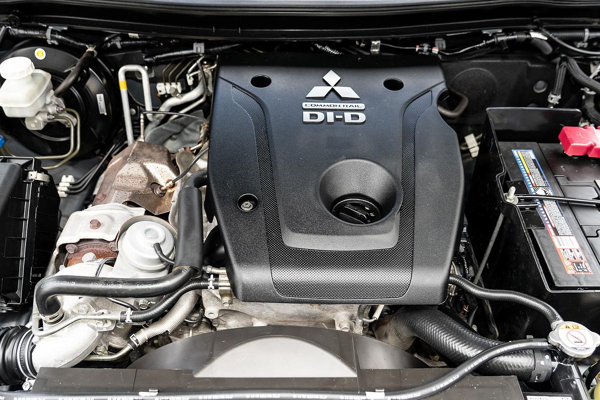 2019 Mitsubishi Pajero Sport GLS QE
