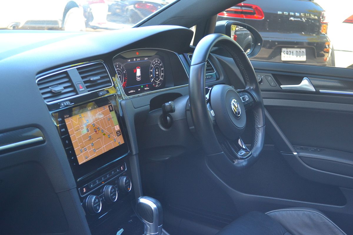 2018 Volkswagen Golf R 7.5