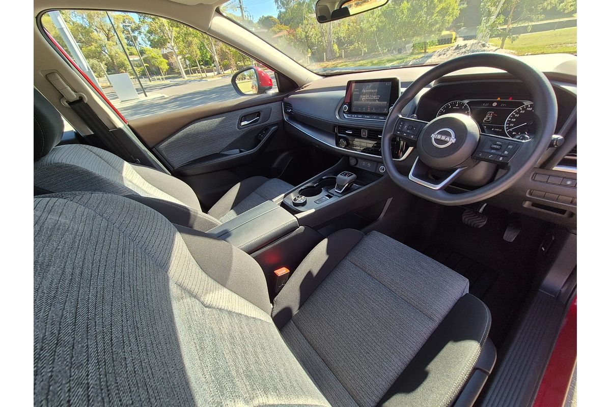 2023 Nissan X-TRAIL ST T33