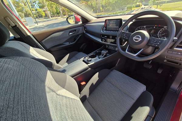 2023 Nissan X-TRAIL ST T33