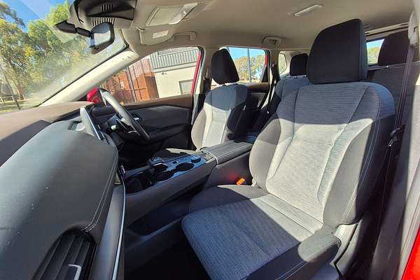 2023 Nissan X-TRAIL ST T33
