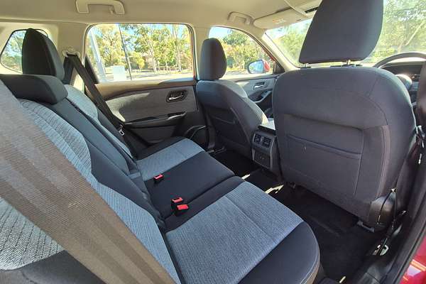 2023 Nissan X-TRAIL ST T33