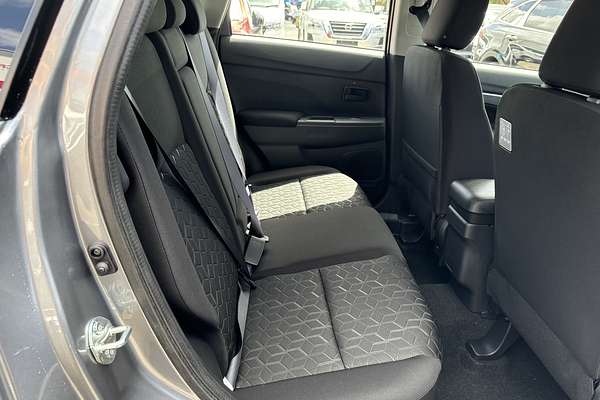 2024 Mitsubishi ASX GS XD