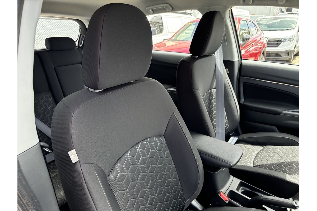 2024 Mitsubishi ASX GS XD