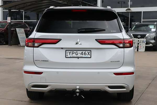 2024 Mitsubishi Outlander Exceed Tourer ZM