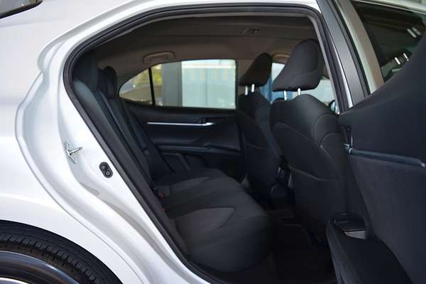 2018 Toyota Camry Ascent Sport ASV70R