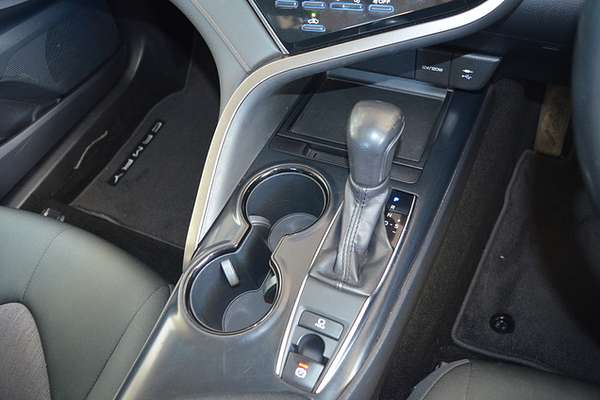 2018 Toyota Camry Ascent Sport ASV70R