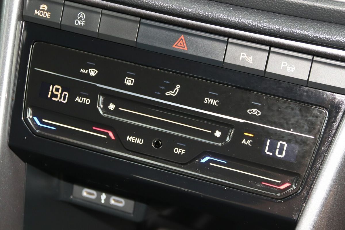 2023 Volkswagen T-Roc 110TSI Style D11
