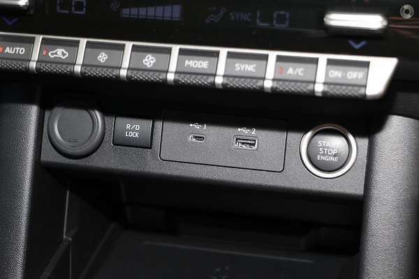 2024 Mitsubishi Triton GLS MV 4X4