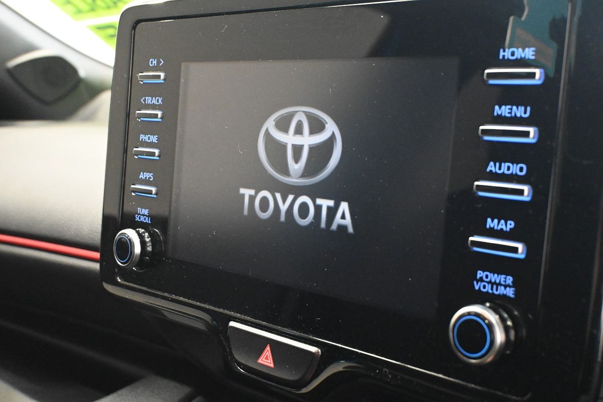 2021 Toyota Yaris Hybrid zr 3L45760C0