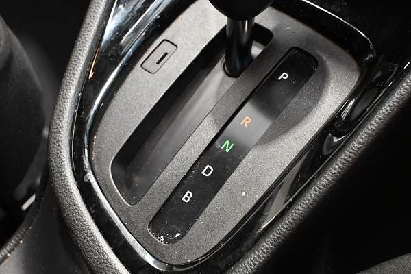 2021 Toyota Yaris Hybrid zr 3L45760C0