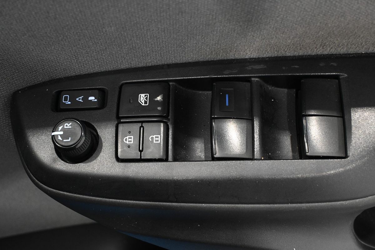 2021 Toyota Yaris Hybrid zr 3L45760C0