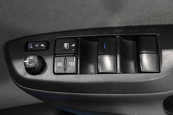 2021 Toyota Yaris Hybrid zr 3L45760C0