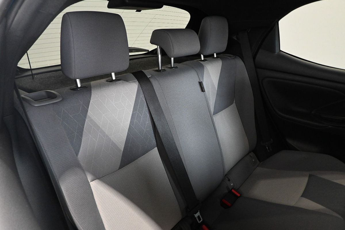 2021 Toyota Yaris Hybrid zr 3L45760C0