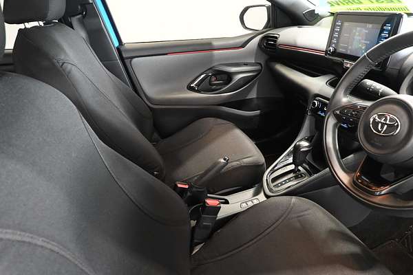 2021 Toyota Yaris Hybrid zr 3L45760C0