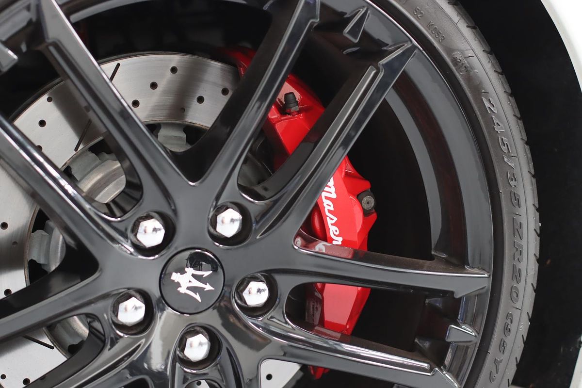 2018 Maserati GranTurismo MC M145