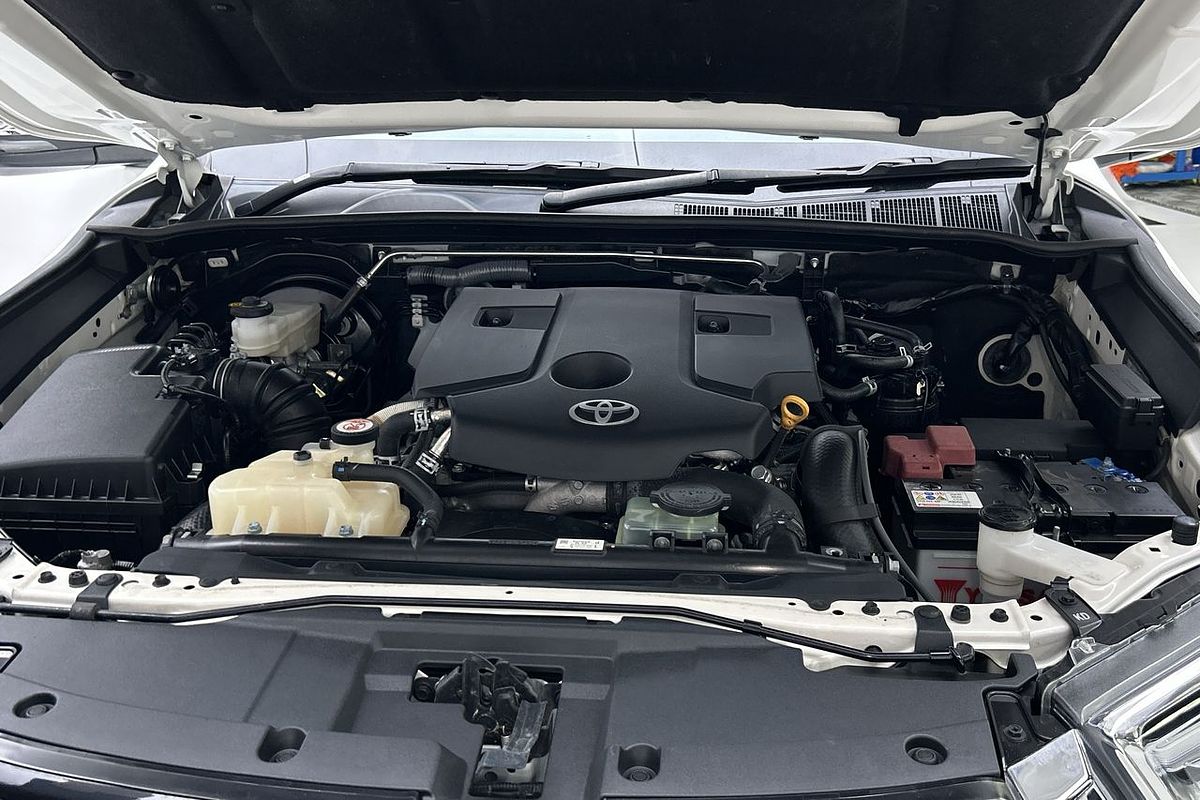 2022 Toyota Hilux SR5 GUN126R 4X4