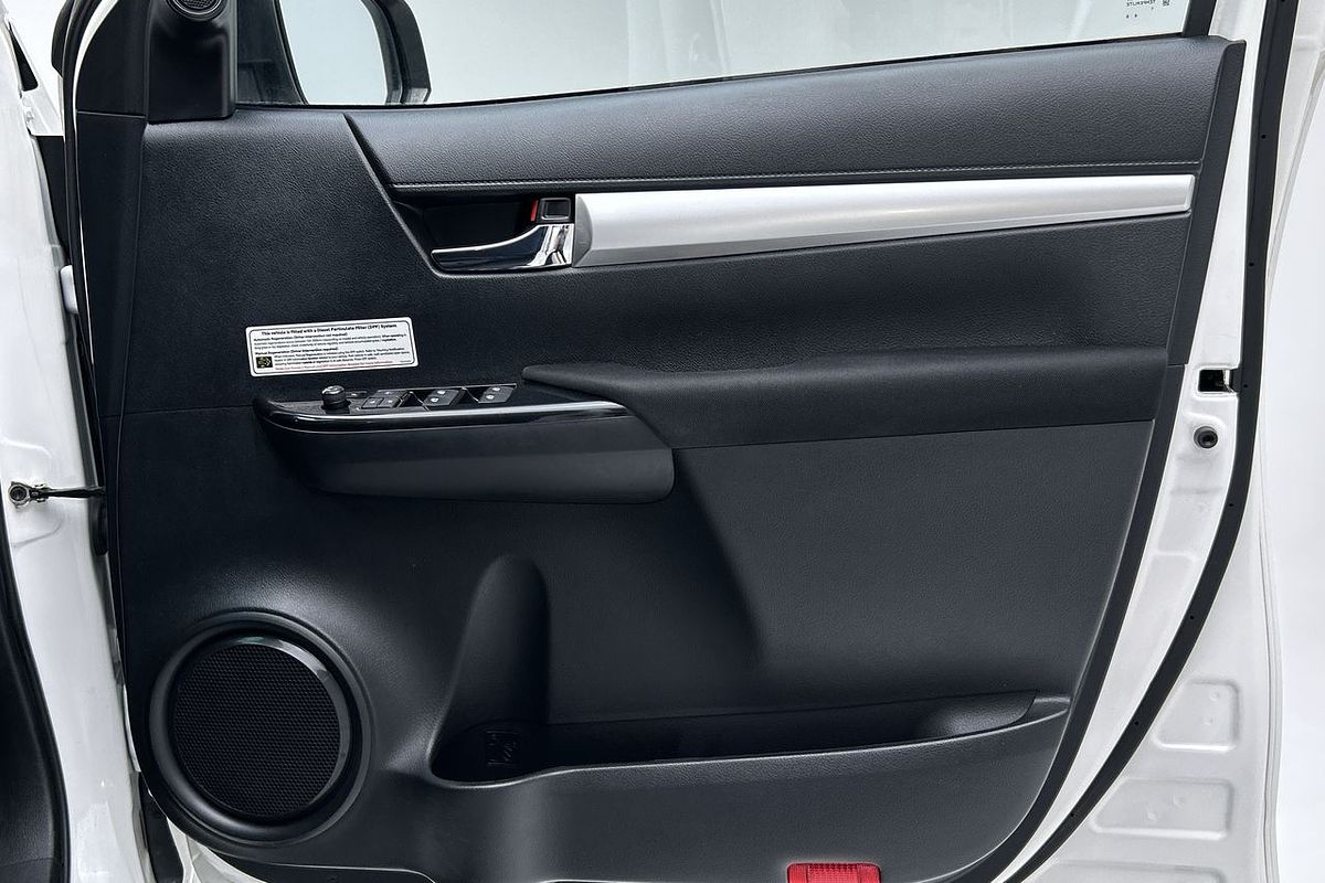 2022 Toyota Hilux SR5 GUN126R 4X4