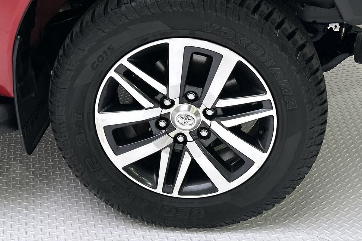 2019 Toyota Hilux SR5 GUN126R 4X4