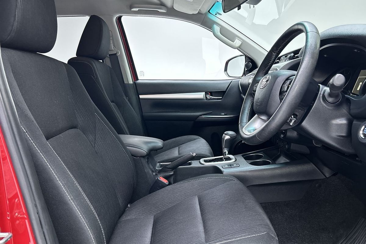 2019 Toyota Hilux SR5 GUN126R 4X4