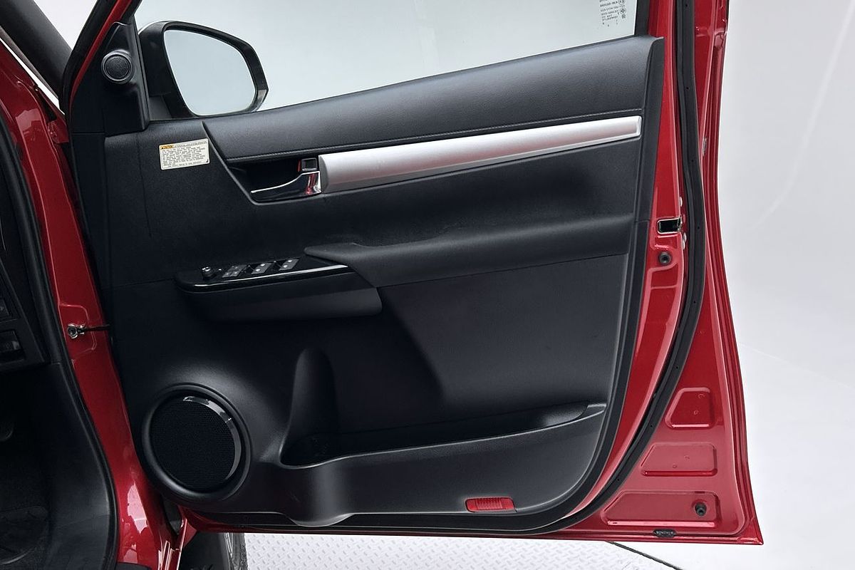 2019 Toyota Hilux SR5 GUN126R 4X4