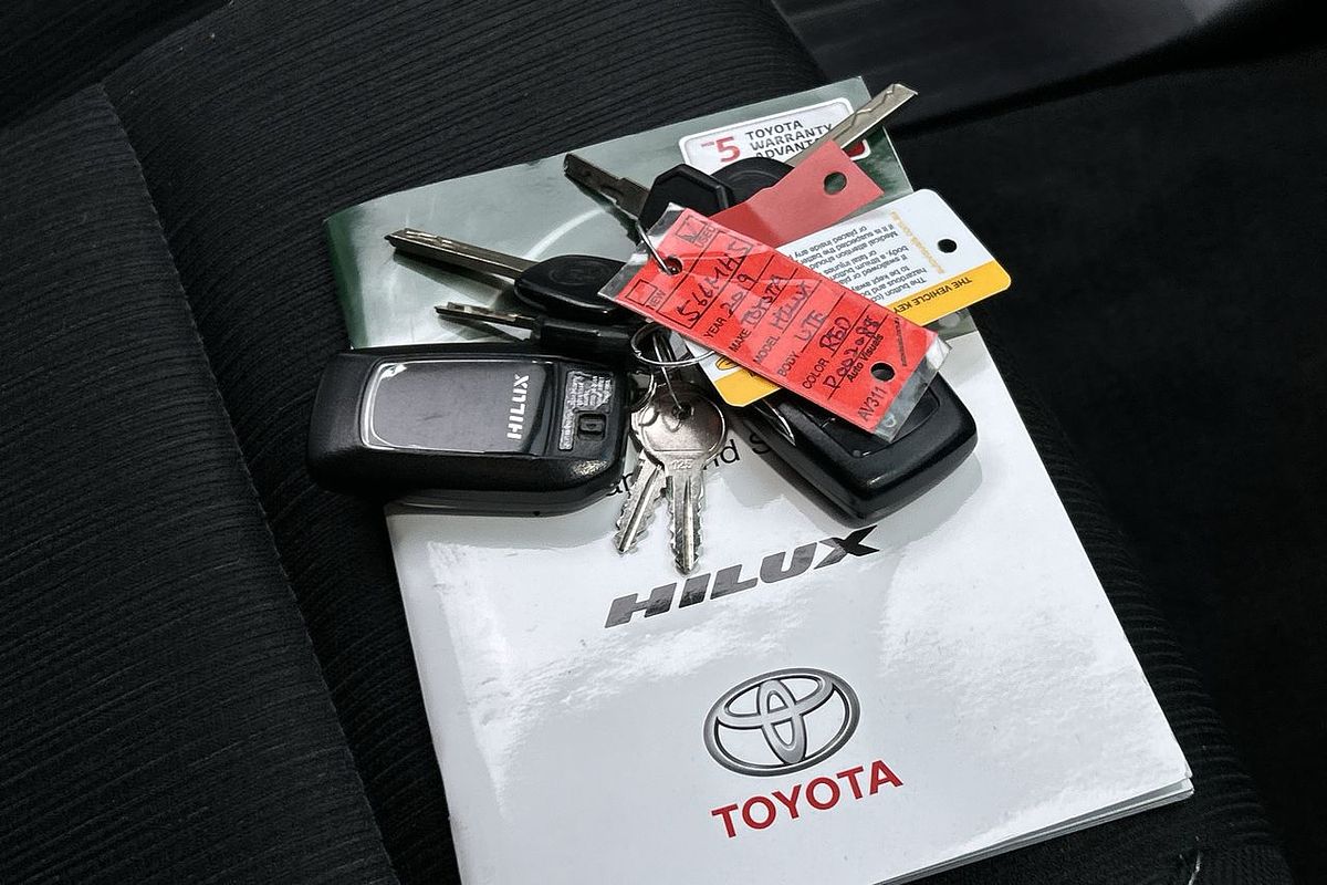 2019 Toyota Hilux SR5 GUN126R 4X4
