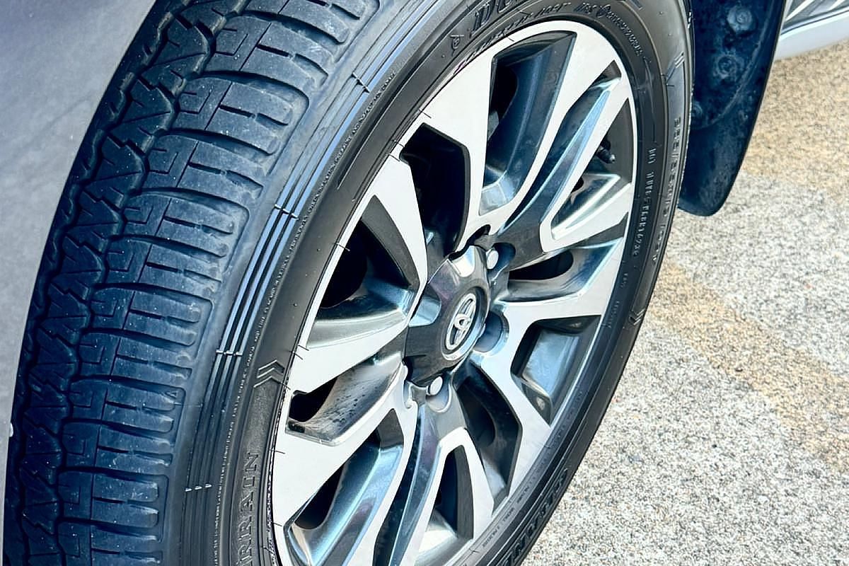 2023 Toyota Landcruiser Prado VX GDJ150R